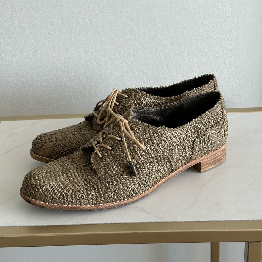 Vintage Stuart Weitzman Raffia Flats Oxfords Size 8